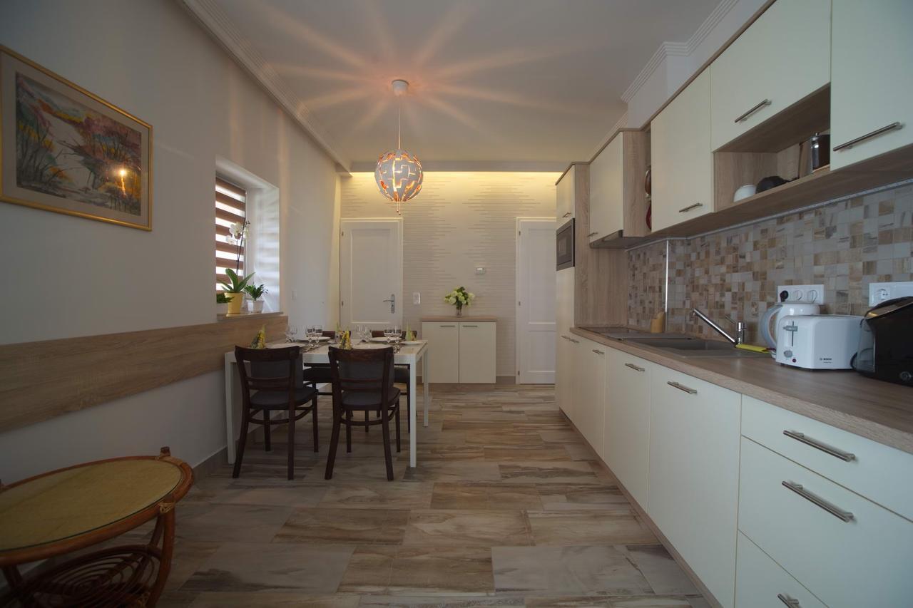 Holiday Home Podium Eger Exterior photo
